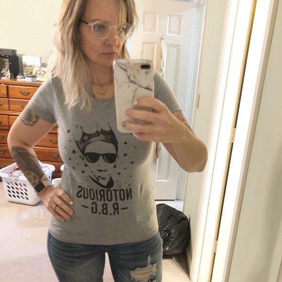 Meet your Posher, Kim - Picture 6 of 6